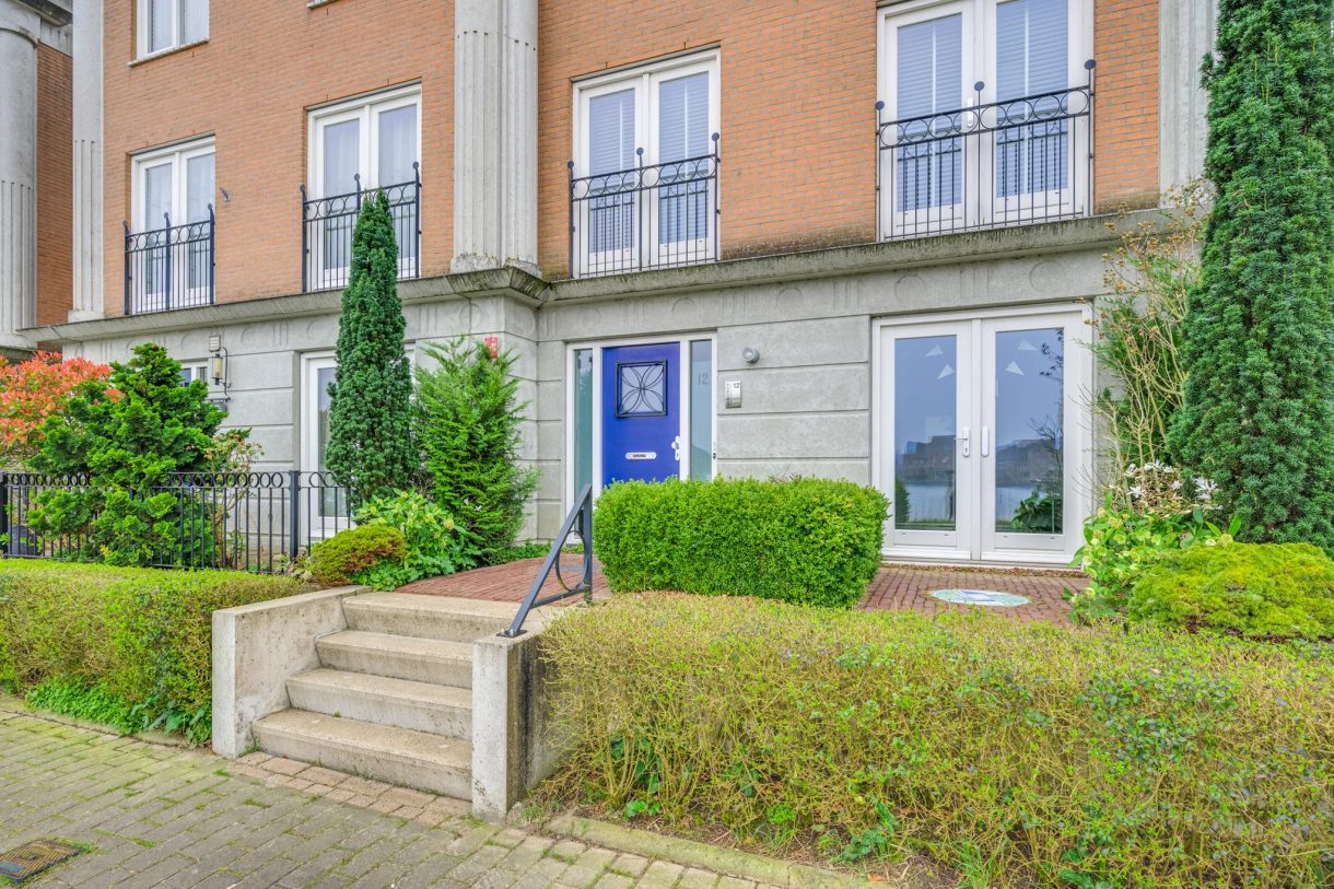 Te koop: Foto Woonhuis aan de Rimpelmos 12 in Houten