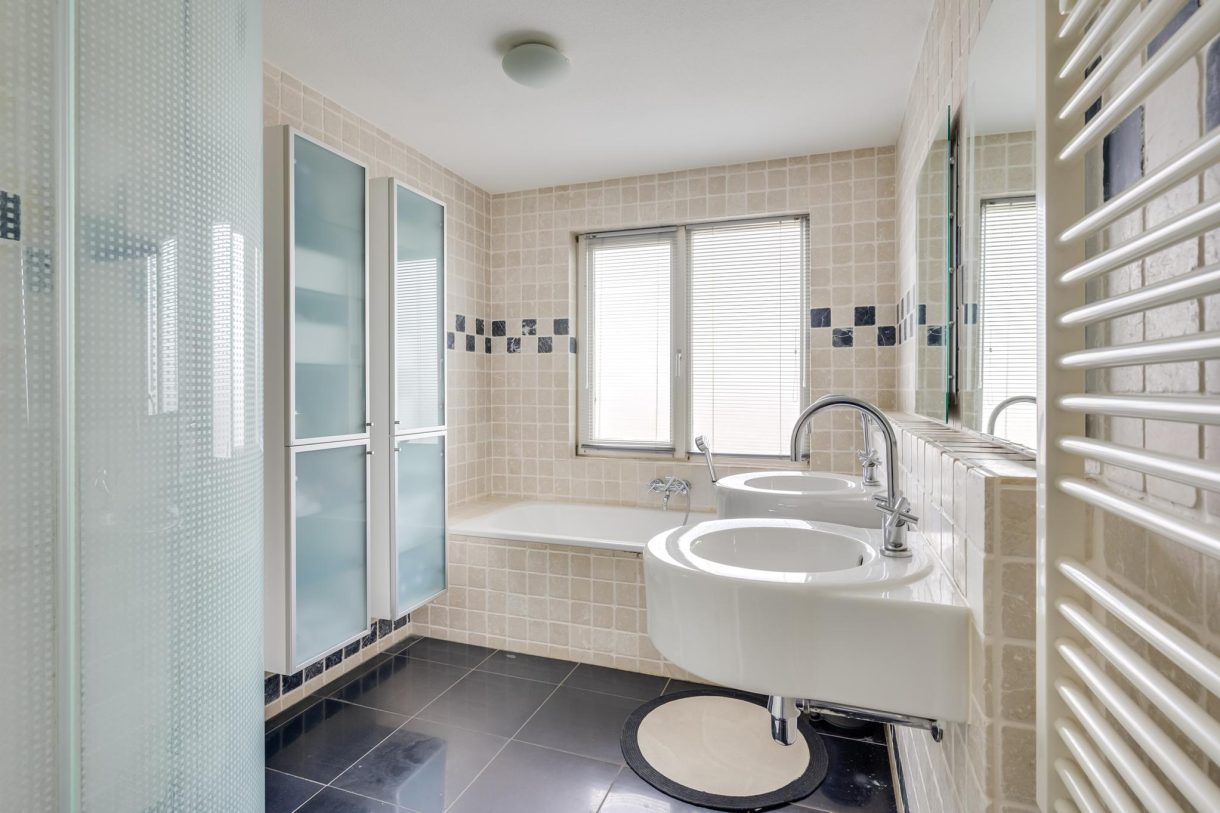 Te koop: Foto Woonhuis aan de Rimpelmos 12 in Houten