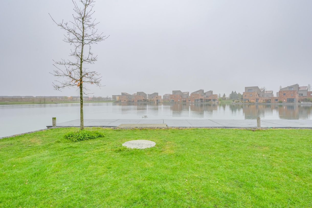 Te koop: Foto Woonhuis aan de Rimpelmos 12 in Houten