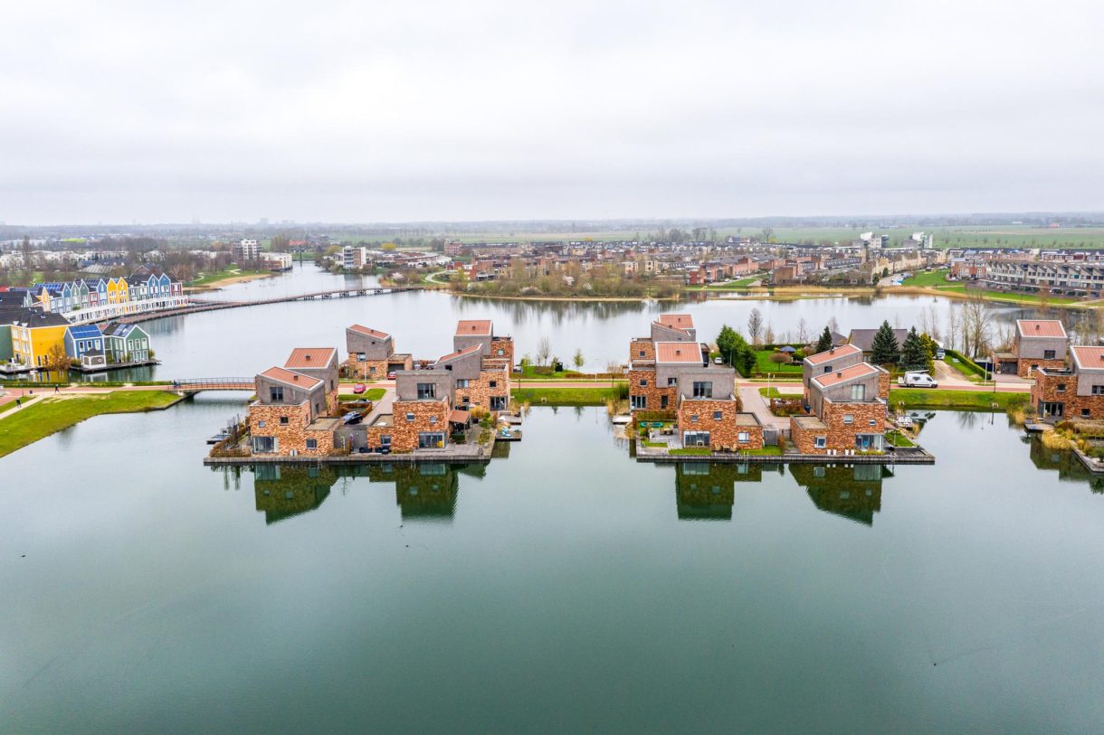 Te koop: Foto Woonhuis aan de Rimpelmos 12 in Houten