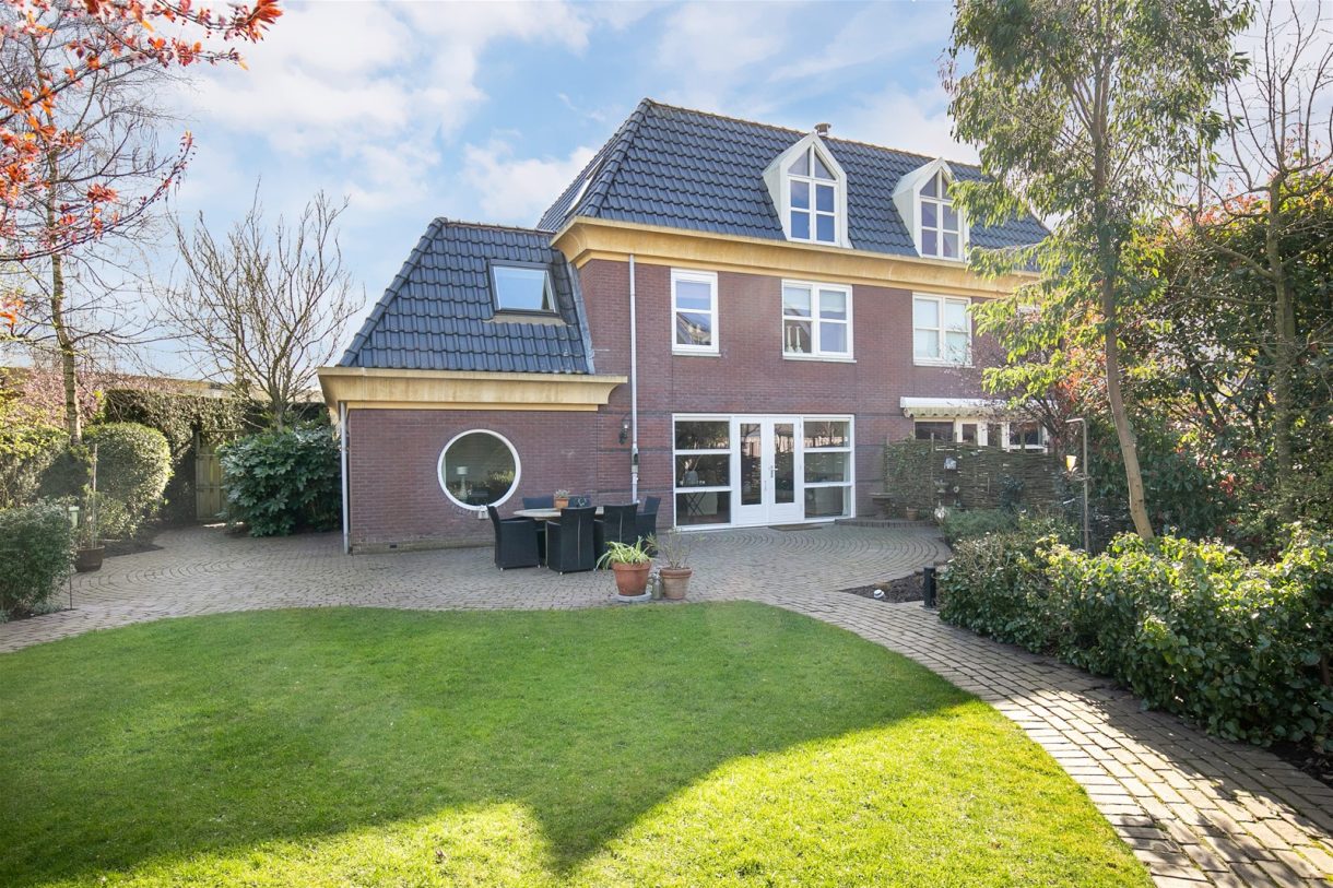 Te koop: Foto Woonhuis aan de Wegenbouw 5 in Houten