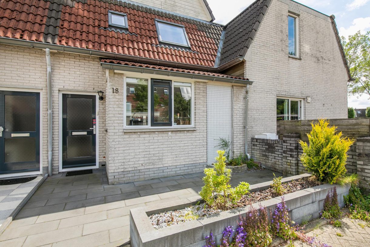 Te koop: Foto Woonhuis aan de Meerkoetweide 18 in Houten