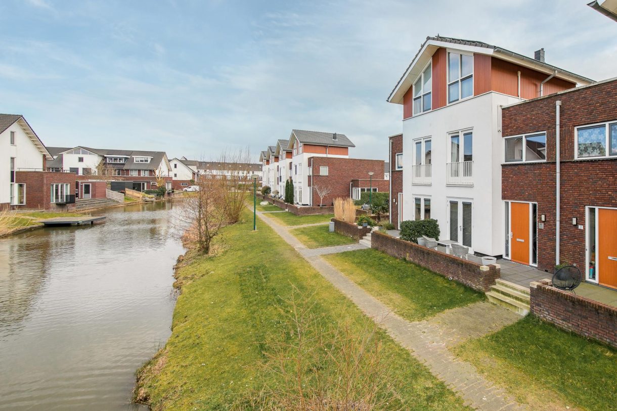 Te koop: Foto Woonhuis aan de IJsselpolder 17 in Houten