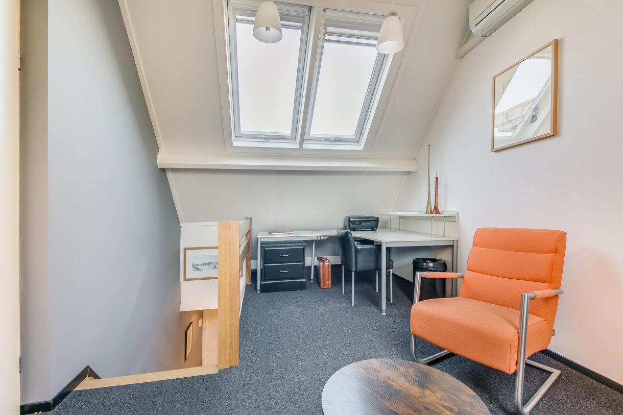 Te koop: Foto Woonhuis aan de Heemraadserf 48 in Houten