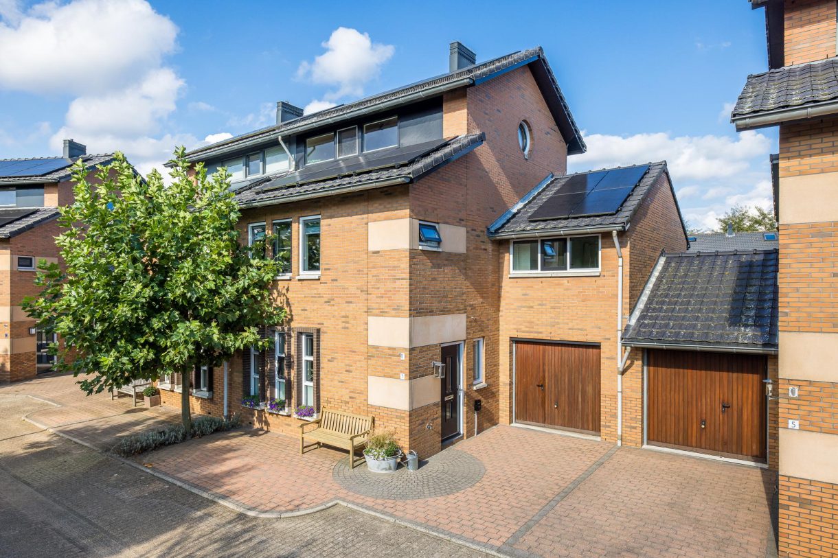Te koop: Foto Woonhuis aan de Sparrenhout 7 in Houten
