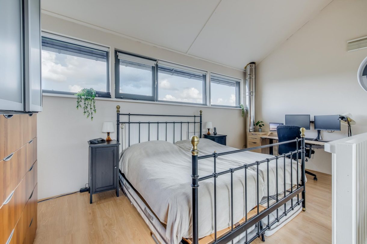 Te koop: Foto Woonhuis aan de Sparrenhout 7 in Houten