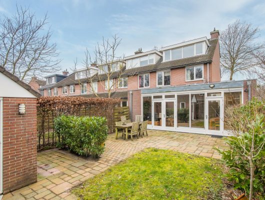 Hoofdfoto van Houten De Haag 32