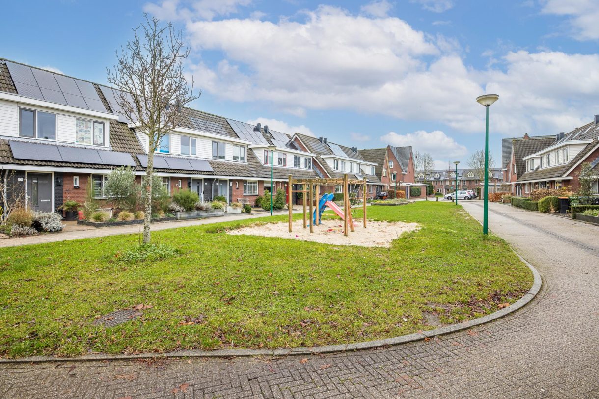 Te koop: Foto Woonhuis aan de Vedergras 13 in Houten