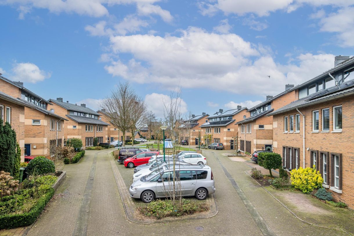 Te koop: Foto Woonhuis aan de Sparrenhout 5 in Houten