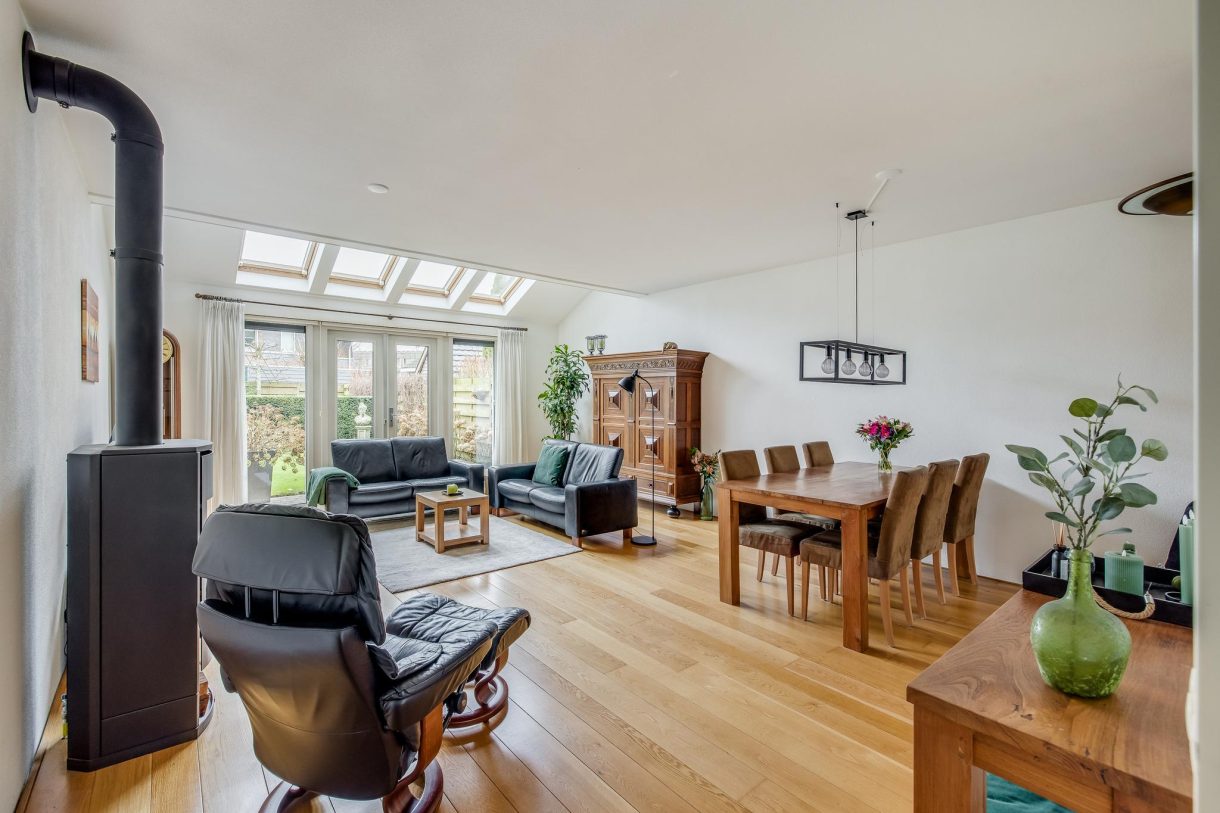 Te koop: Foto Woonhuis aan de Sparrenhout 5 in Houten