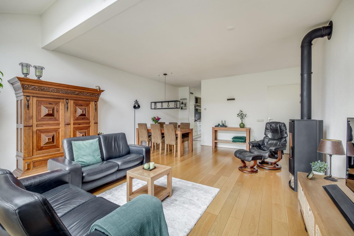 Te koop: Foto Woonhuis aan de Sparrenhout 5 in Houten