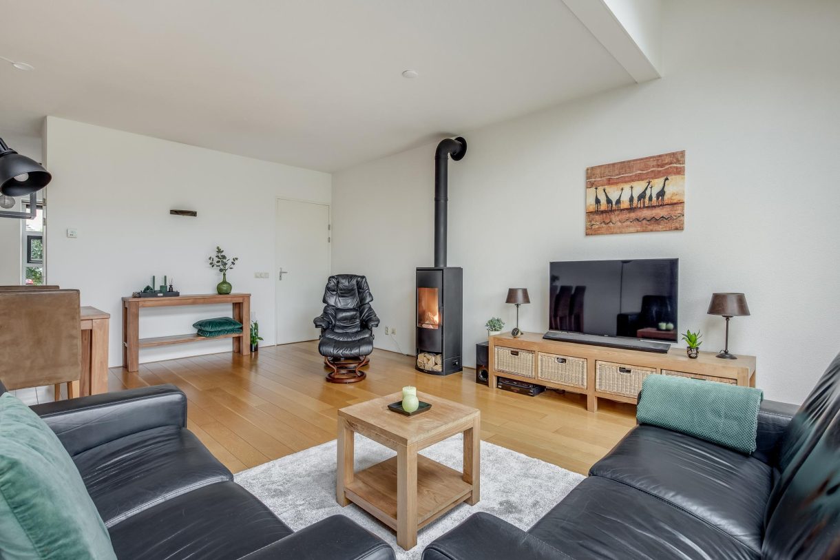 Te koop: Foto Woonhuis aan de Sparrenhout 5 in Houten