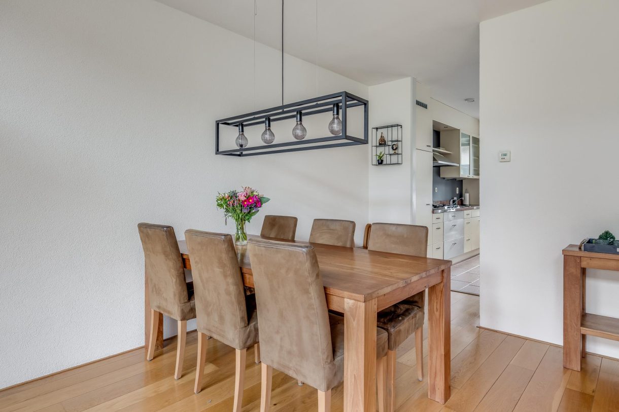 Te koop: Foto Woonhuis aan de Sparrenhout 5 in Houten