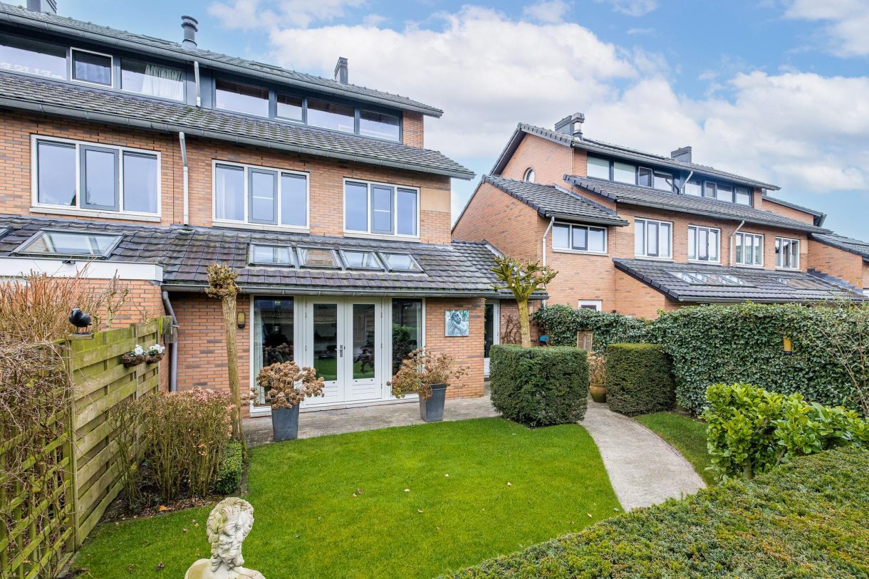 Te koop: Foto Woonhuis aan de Sparrenhout 5 in Houten