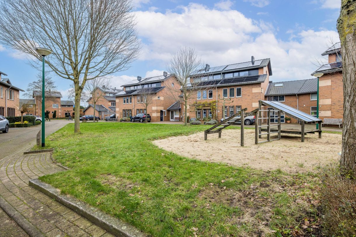 Te koop: Foto Woonhuis aan de Sparrenhout 5 in Houten