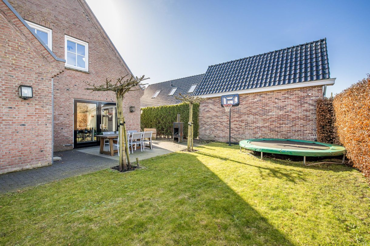 Te koop: Foto Woonhuis aan de De Groes 2b in Schalkwijk