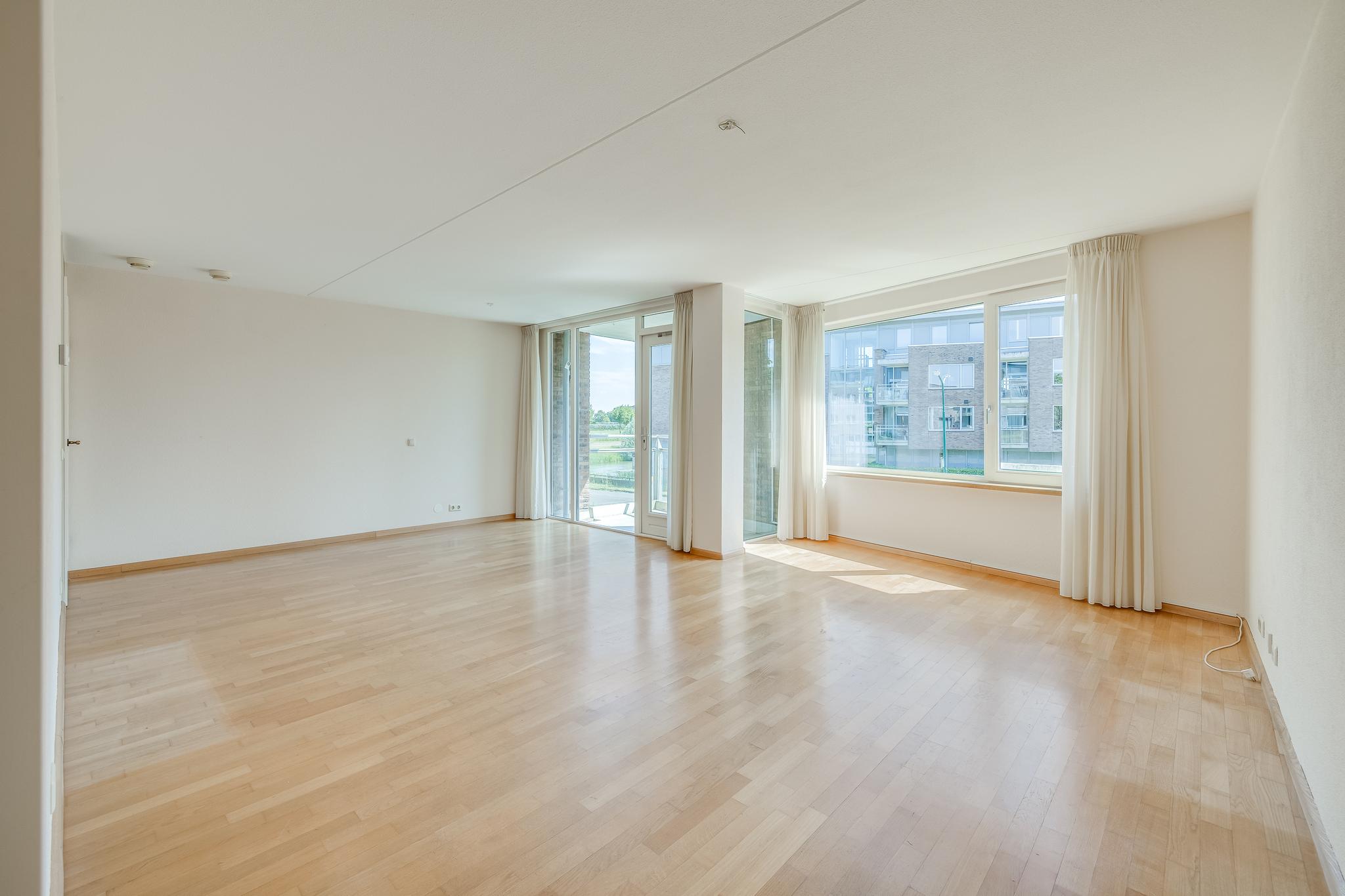 koop  Houten  Zilvermos 37 – Foto